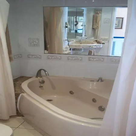 Puerto Del Carmen Sleeps 5 Pool Wifi Puerto del Carmen (Lanzarote)
