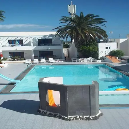 Apartament Puerto Del Carmen Sleeps 5 Pool Wifi *